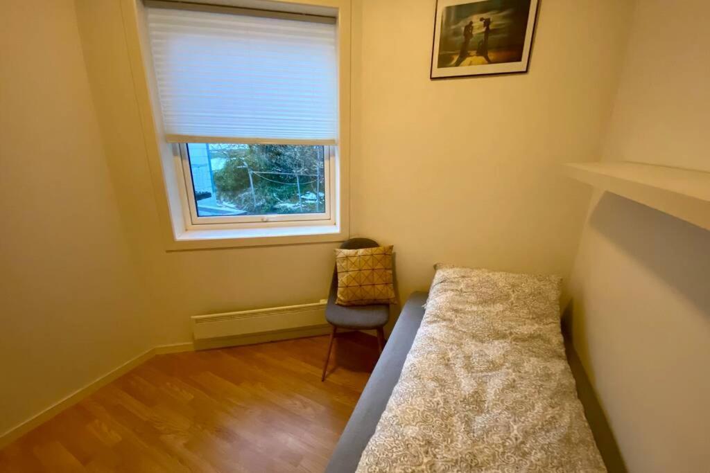 Nice And Central Apartment In Quiet Area Ålesund Zewnętrze zdjęcie